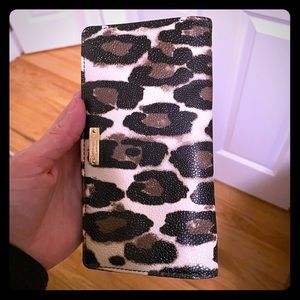 Kate Spade Leopard snap wallet